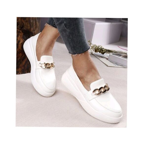 Women's Lug Sole Loafers in White NWOT Size 39 or 8.5 With Buckle - Picture 5 of 13